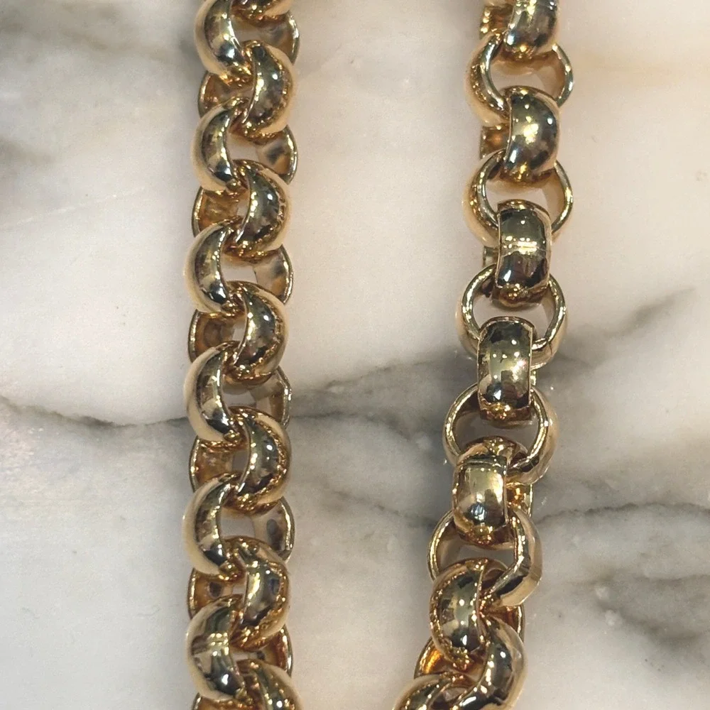Monet Vintage Polished Gold Tone Thick Long Rolo Chain Necklace 17.5